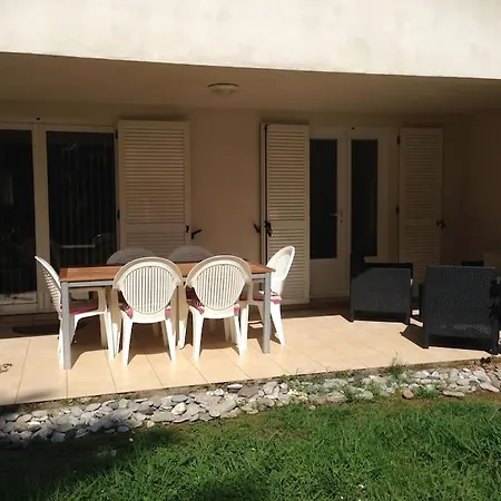 شقة En Corse Avec Terrasse Au Calme