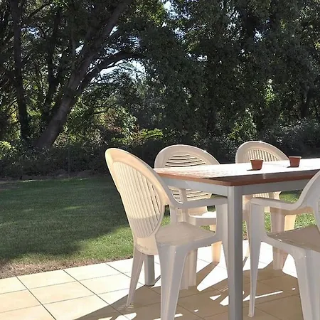 En Corse Avec Terrasse Au Calme *