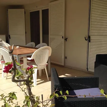 דירה En Corse Avec Terrasse Au Calme